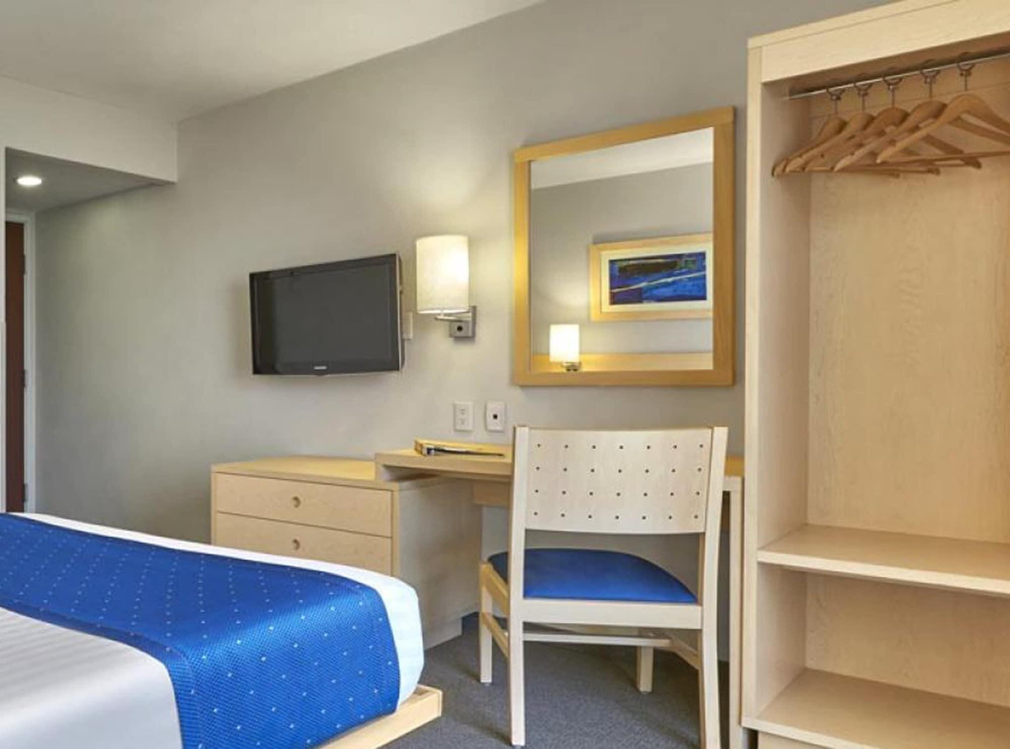 City Express By Marriott Ciudad Obregón Екстериор снимка