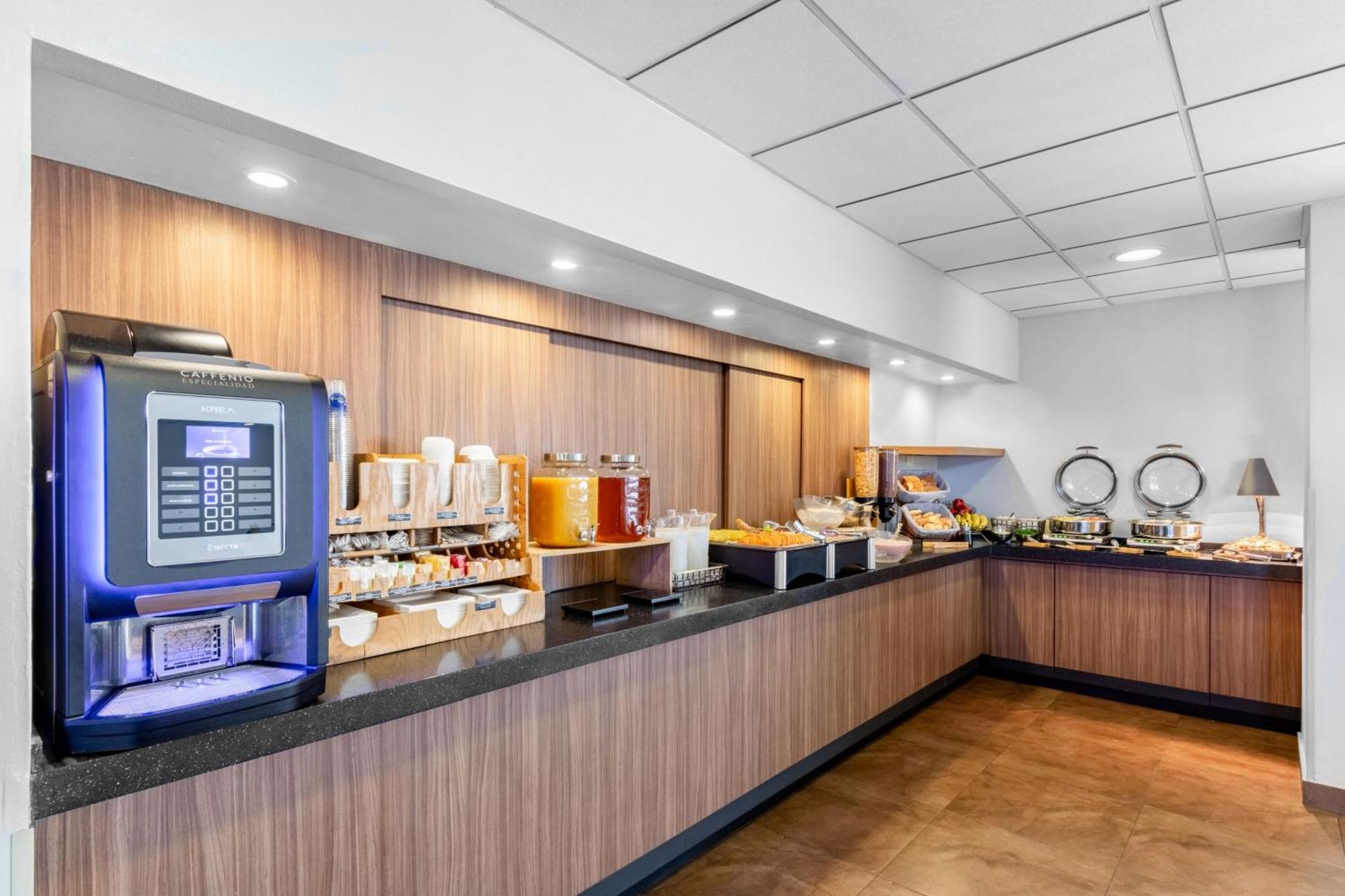 City Express By Marriott Ciudad Obregón Екстериор снимка