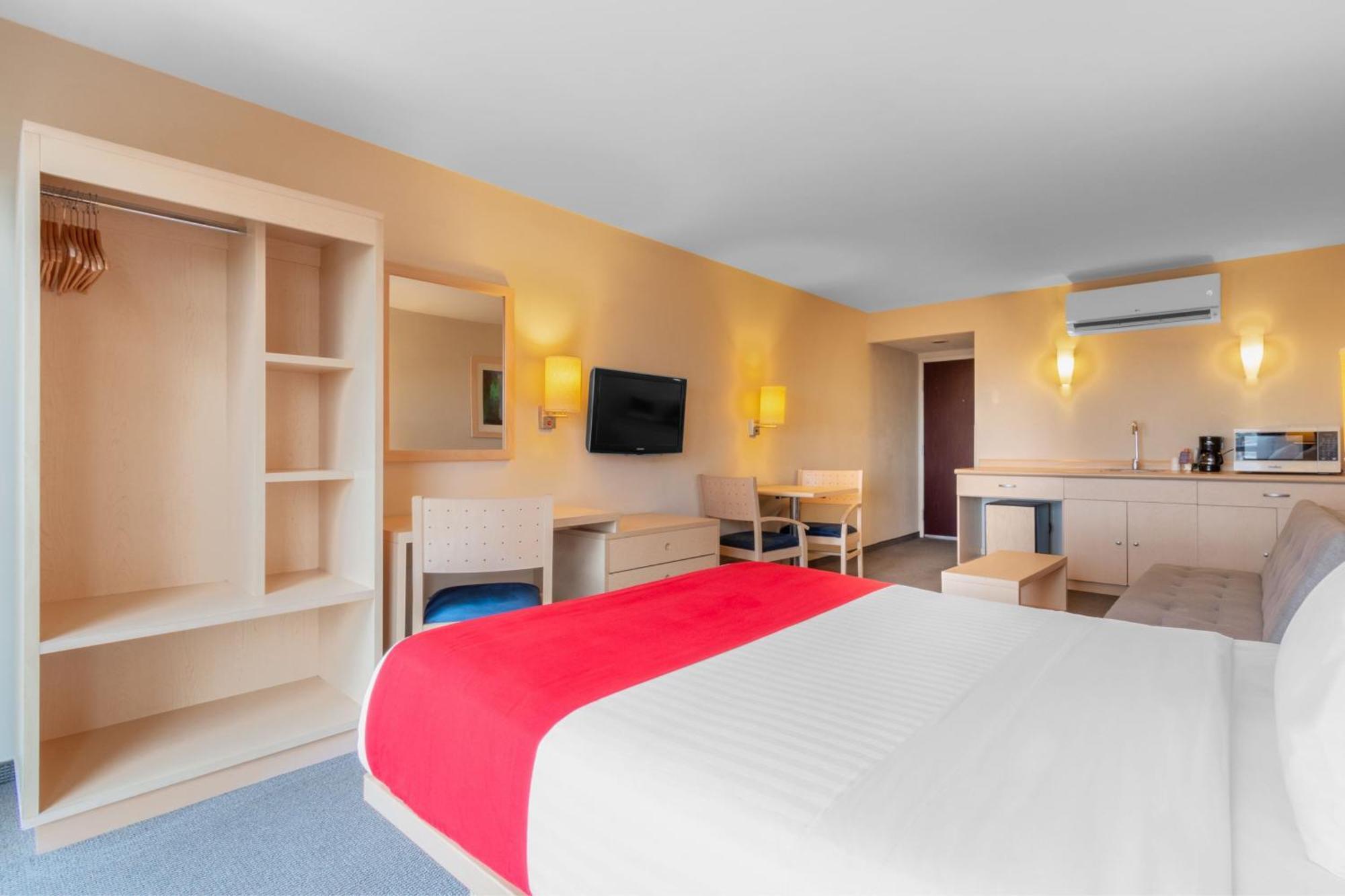 City Express By Marriott Ciudad Obregón Екстериор снимка