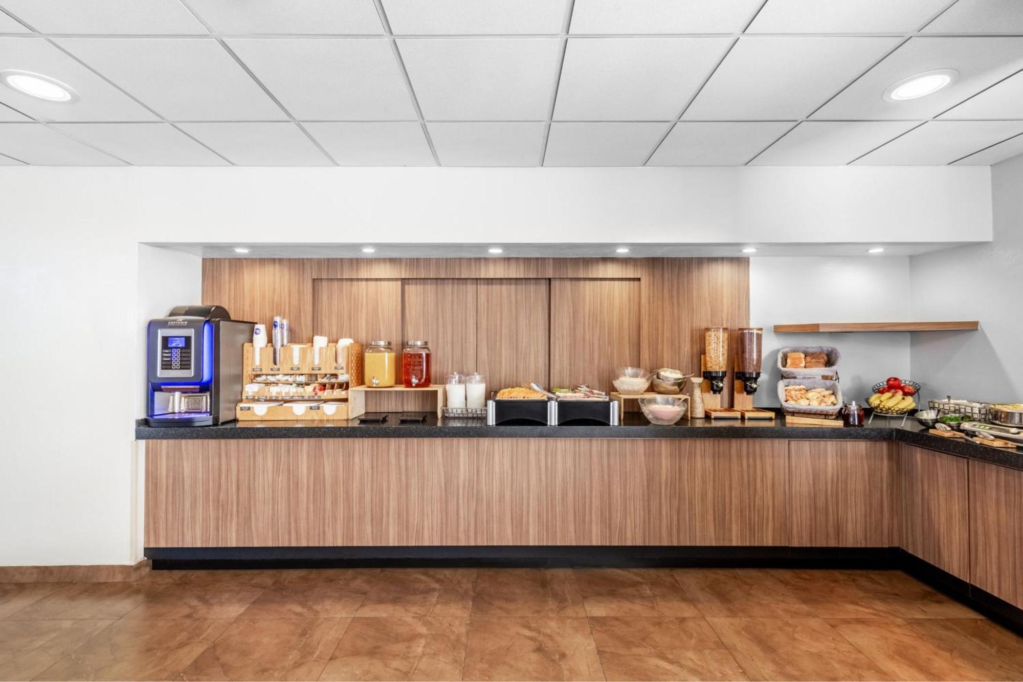 City Express By Marriott Ciudad Obregón Екстериор снимка